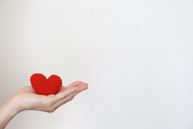 妊娠報告「無事に陽性判定をいただき第一関門を突破いたしました🥹✨」